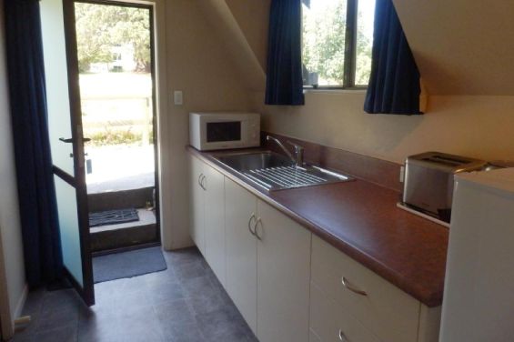 Bedsit Studio - kitchen