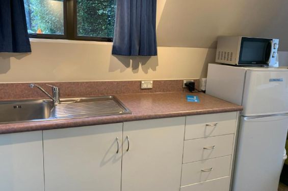 Bedsit Studio - kitchen