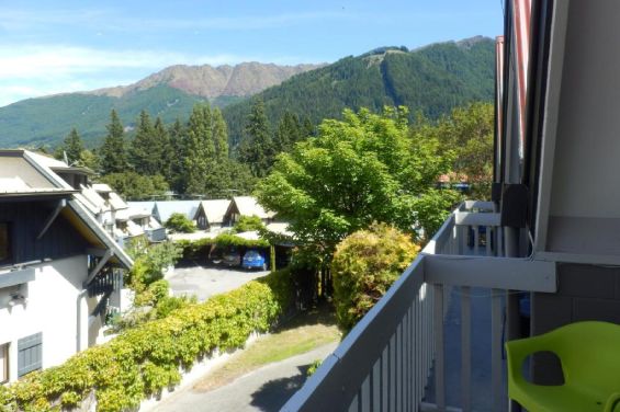 Studio with Mountain View - outside