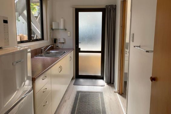 Family Studio - kitchen