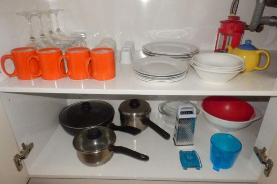 Family Studio - kitchen