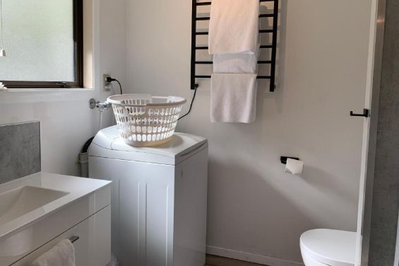 Family Studio - bathroom